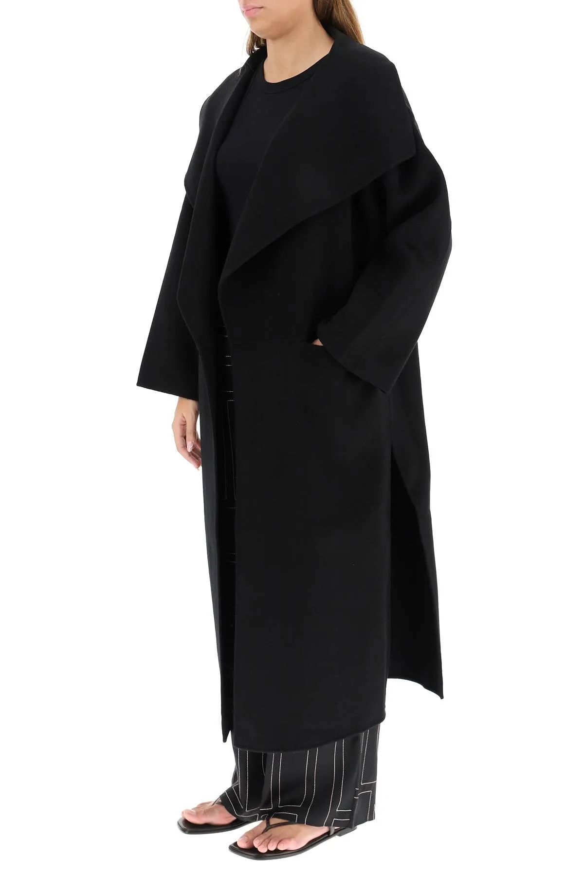 SIGNATURE WOOL AND CASHMERE BLEND COAT